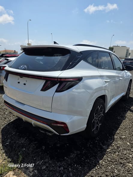 
								HYUNDAI TUCSON 2022 Automatic AWD full									