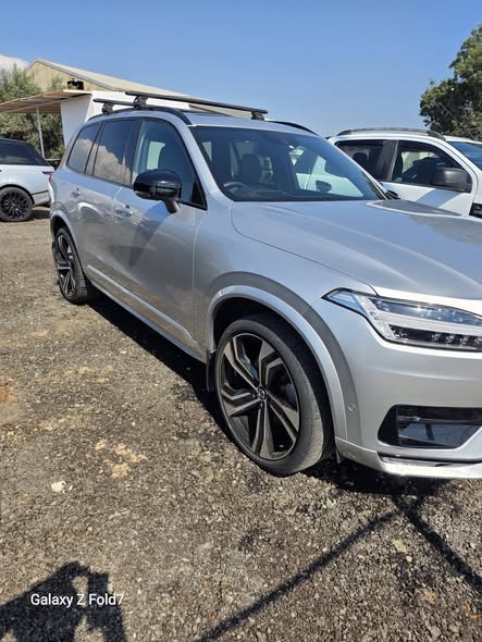 
								VOLVO XC90 2022 2.0L Turbo Hybrid Petrol Engine Hybrid full									