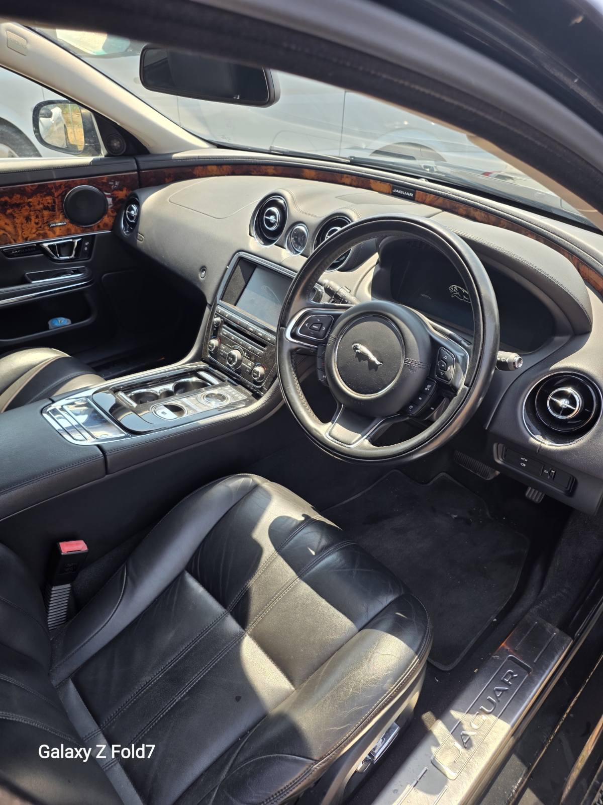 
										JAGUAR XJL full									