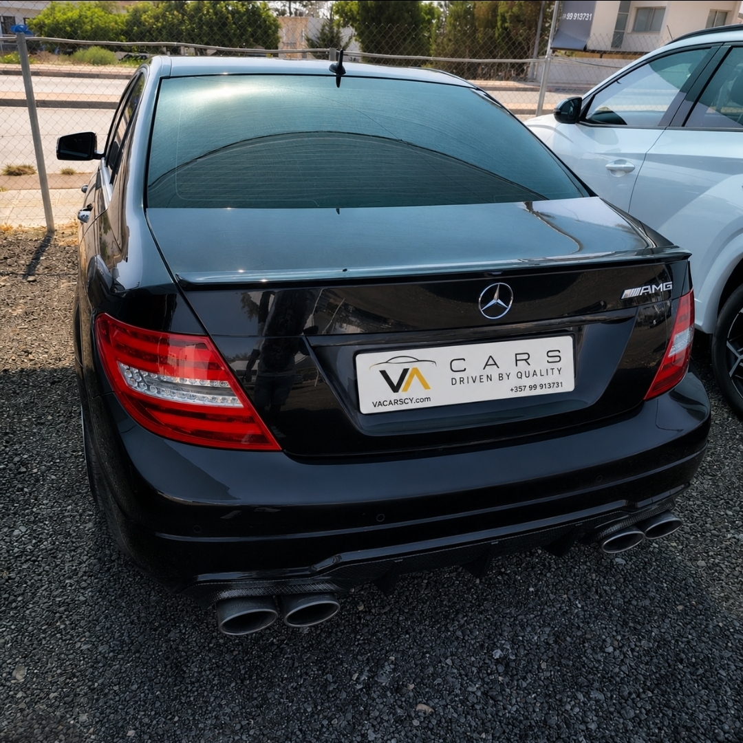 
								Mercedes-Benz C350 CDI AMG 2013 full									
