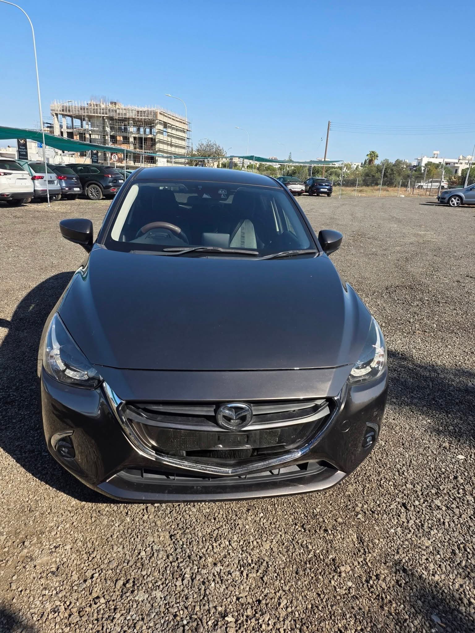 
								2017 Mazda Demio Automatic full									