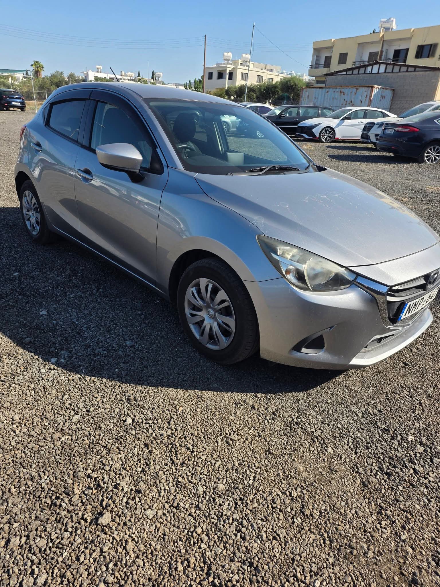 
								MAZDA DEMIO 2016 AWD full									